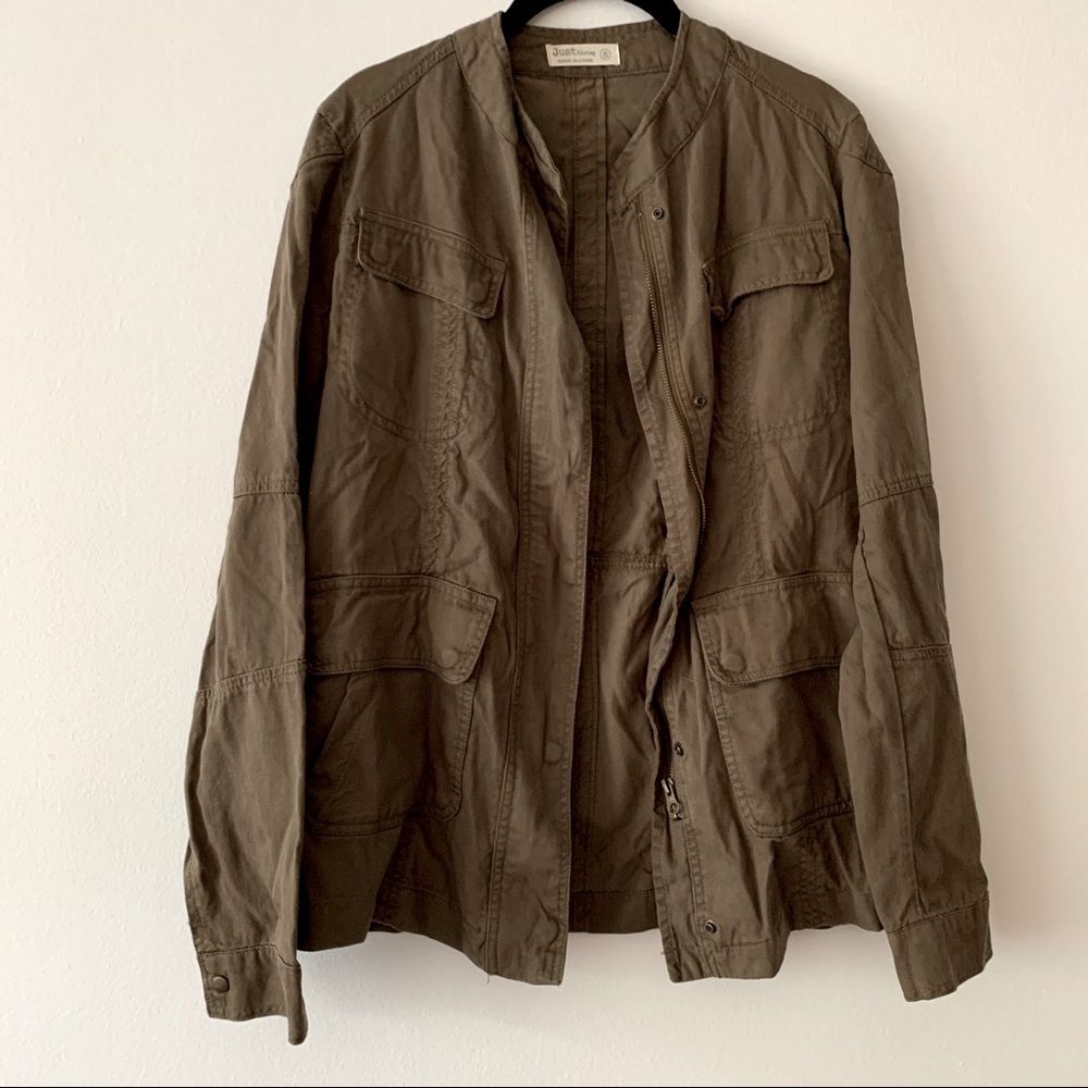 Khaki Just Living Light Jacket